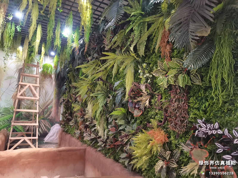 溫泉洗浴仿真植物墻_仿真大樹_景觀綠化-綠飾界景觀設計工程公司